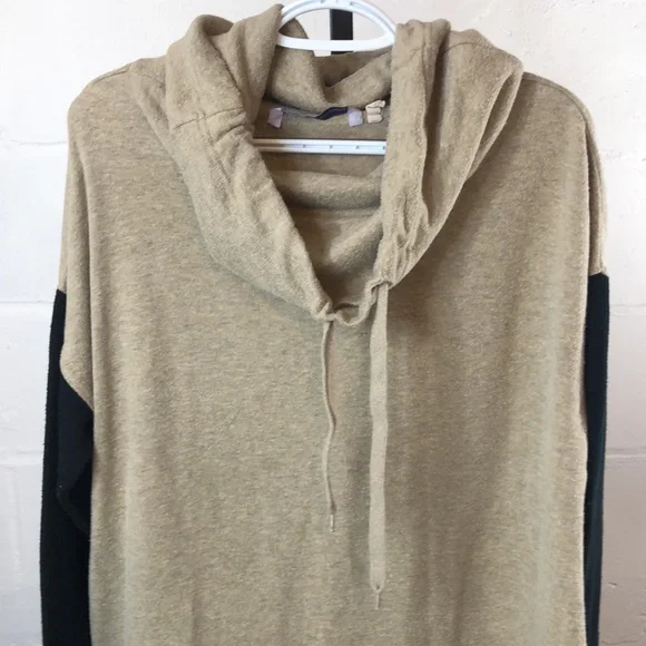 Hugs From Soft Surroundings Colorblock Cowl Neck Sweater Size PL Black Tan #g13 - Picture 2 of 6